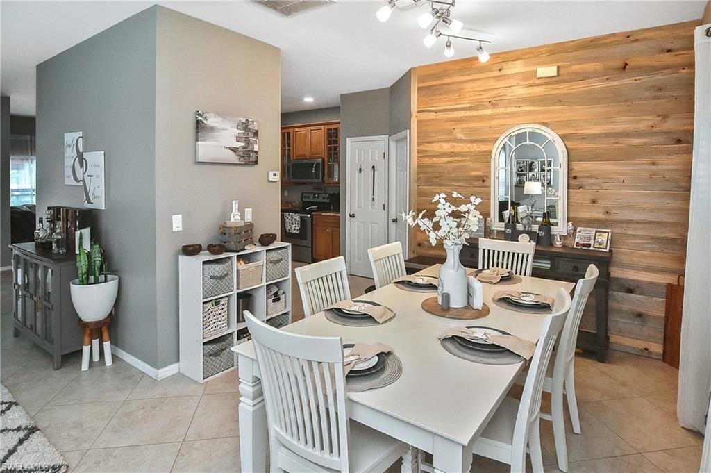 11562 Lake Cypress LOOP