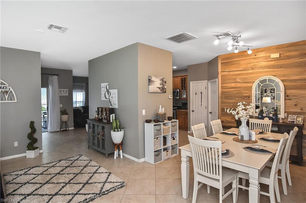 11562 Lake Cypress LOOP