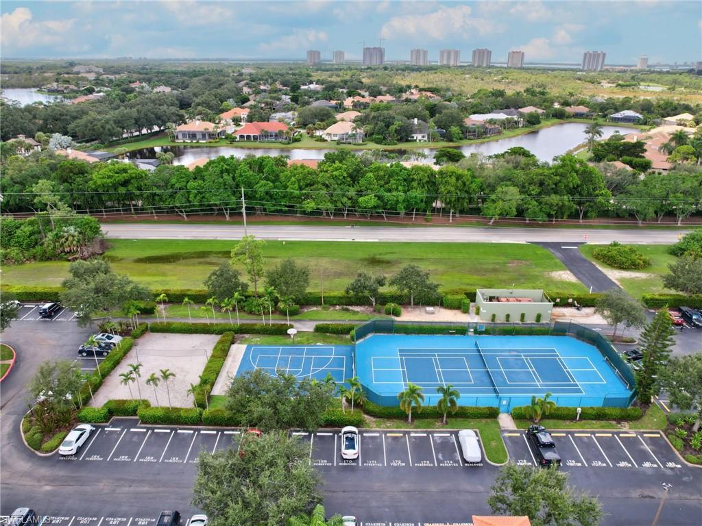 23600 Walden Center DR # 310