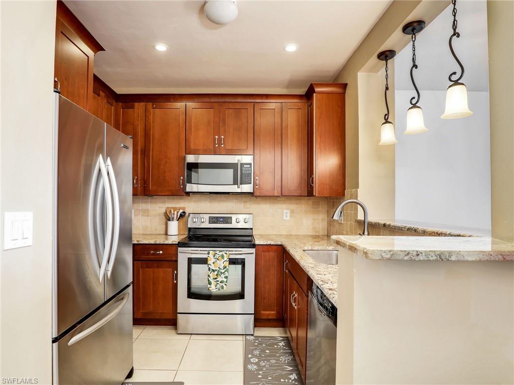 23600 Walden Center DR # 310