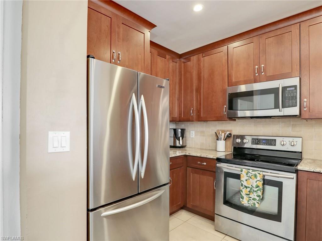 23600 Walden Center DR # 310