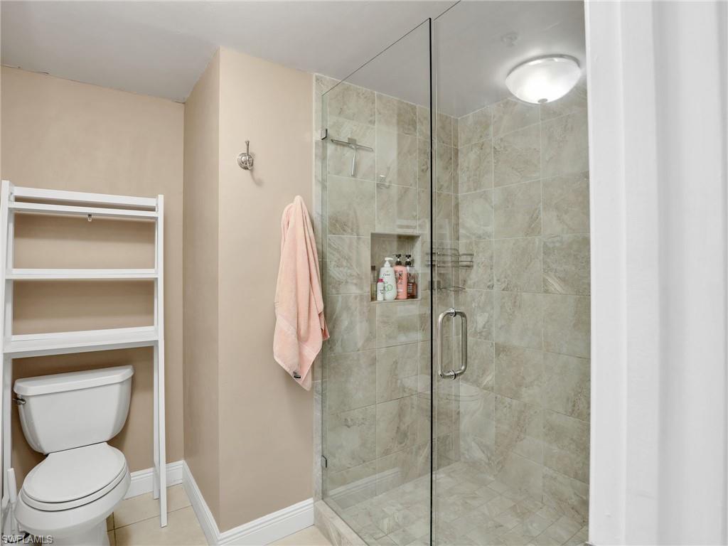 23600 Walden Center DR # 310