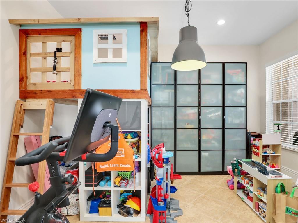 2114 Isla De Palma CIR