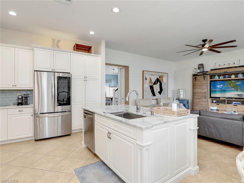2114 Isla De Palma CIR