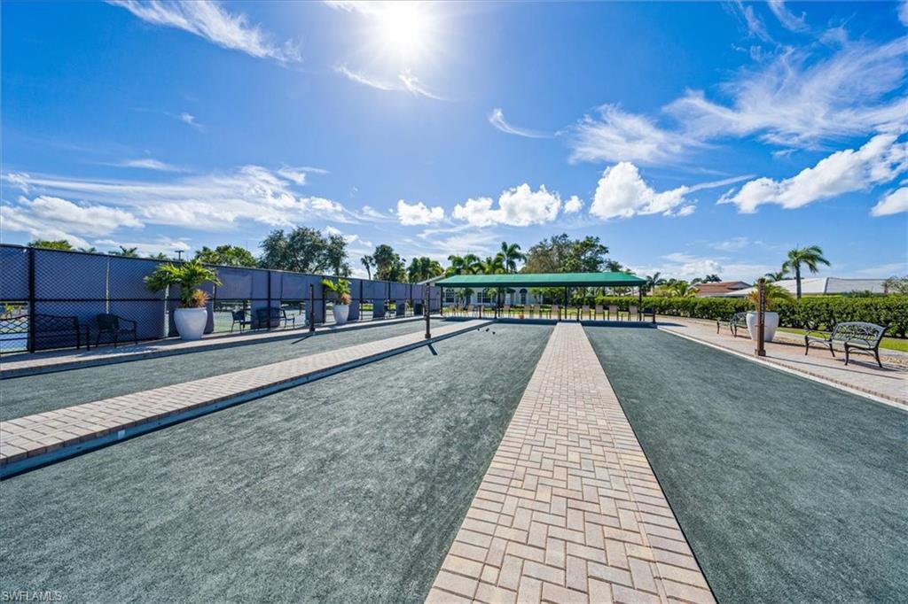 9851 Treasure Cay LN