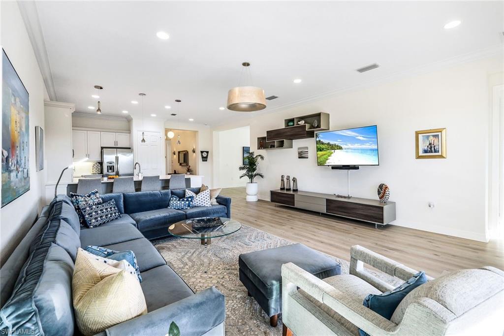 13633 Mandarin CIR