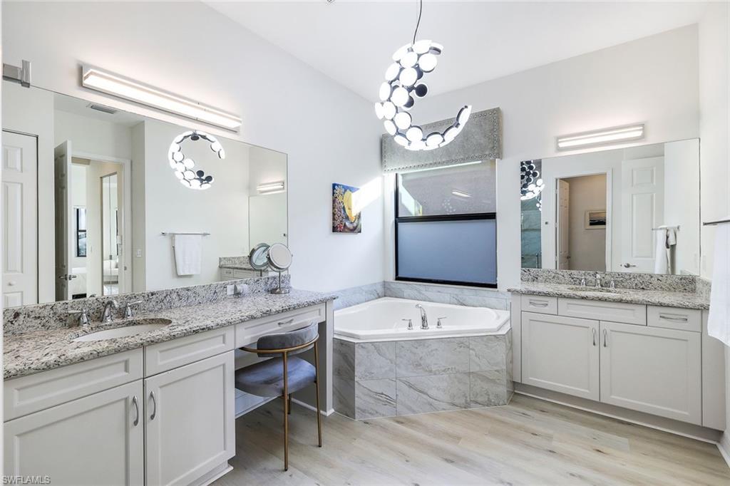 13633 Mandarin CIR