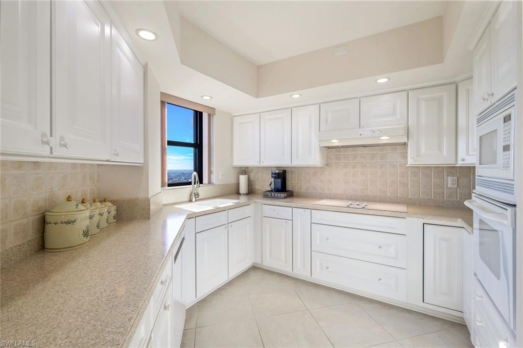 6001 Pelican Bay BLVD # 1506