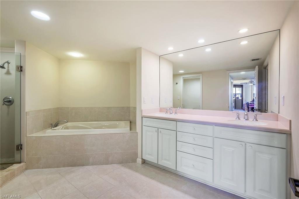 6001 Pelican Bay BLVD # 1506