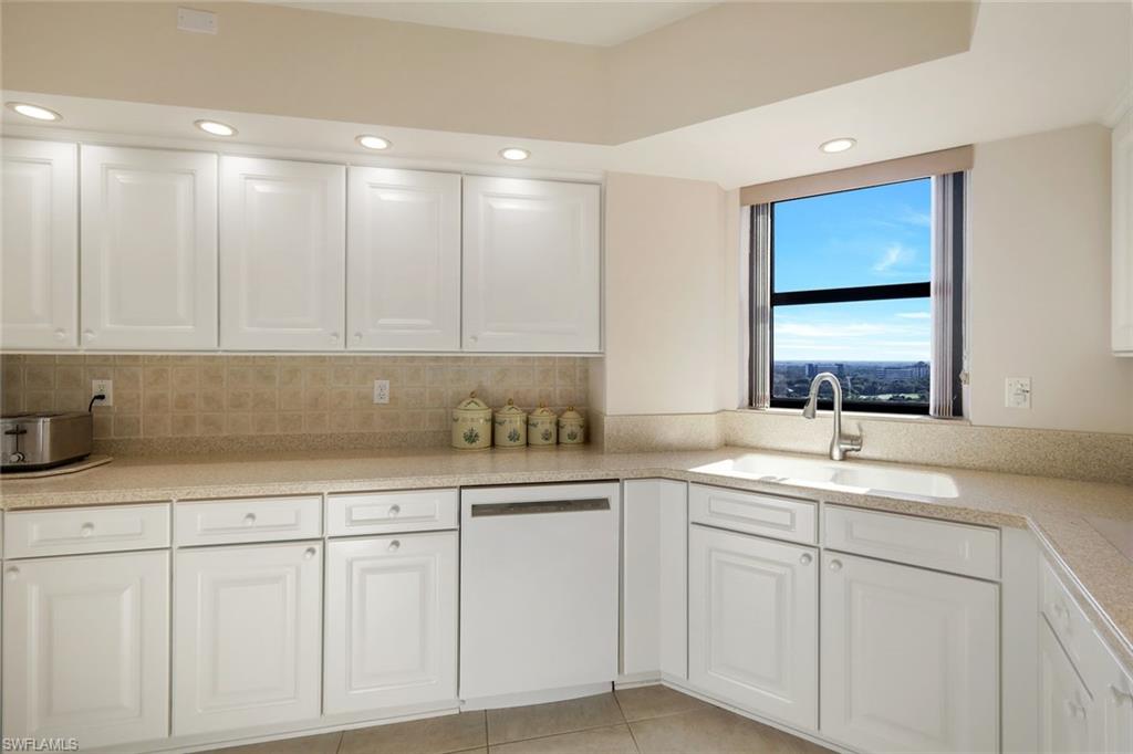 6001 Pelican Bay BLVD # 1506