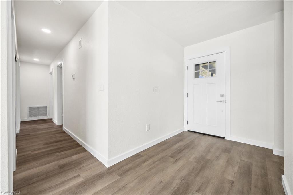 4296 18th PL SW