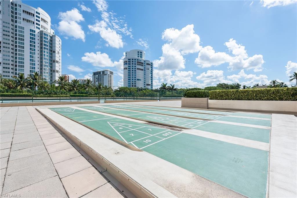 4051 Gulf Shore BLVD N # 1104