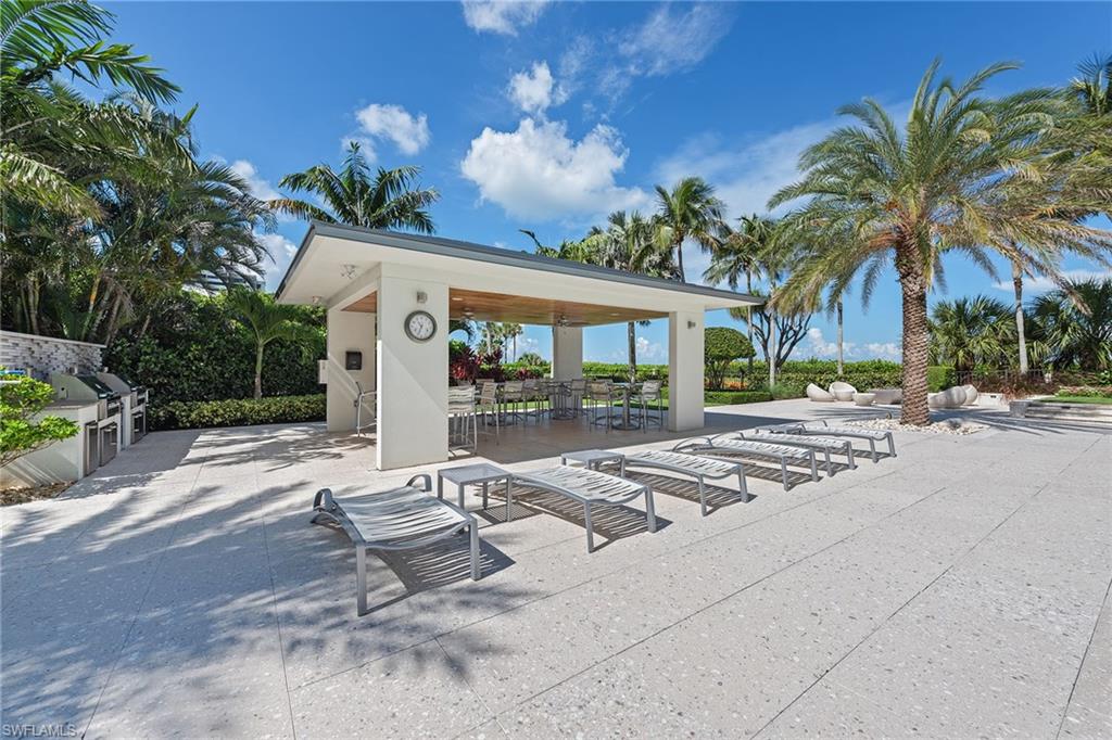 4051 Gulf Shore BLVD N # 1104
