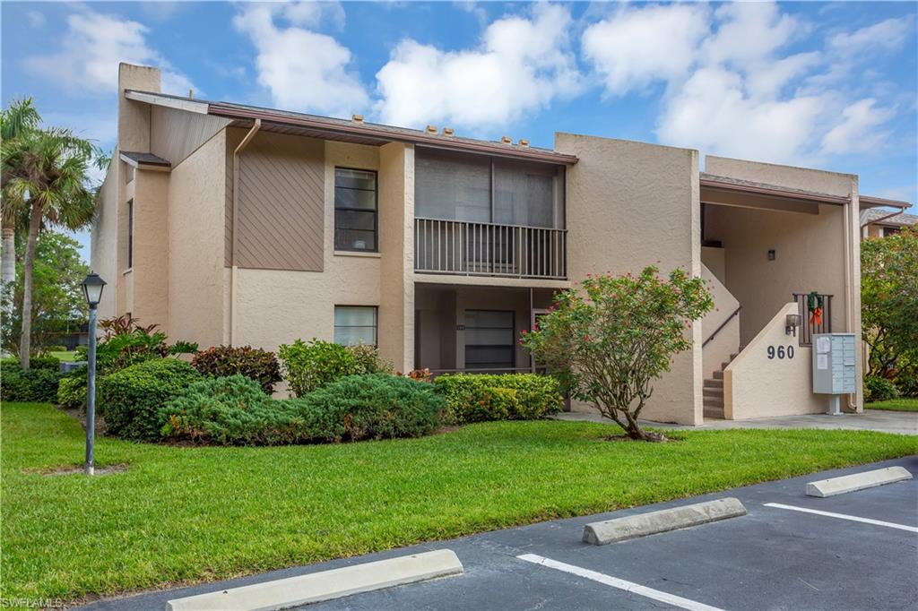 960 Palm View DR # 208