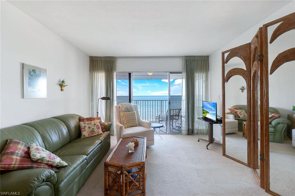 3443 Gulf Shore BLVD N # 511