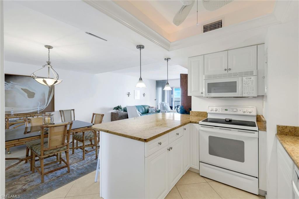 3443 Gulf Shore BLVD N # 511