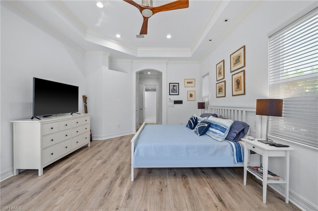 1904 Fairfax CIR