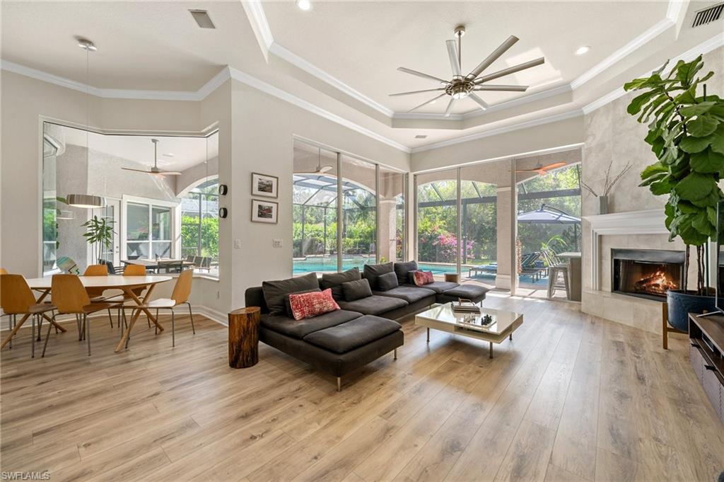 1904 Fairfax CIR