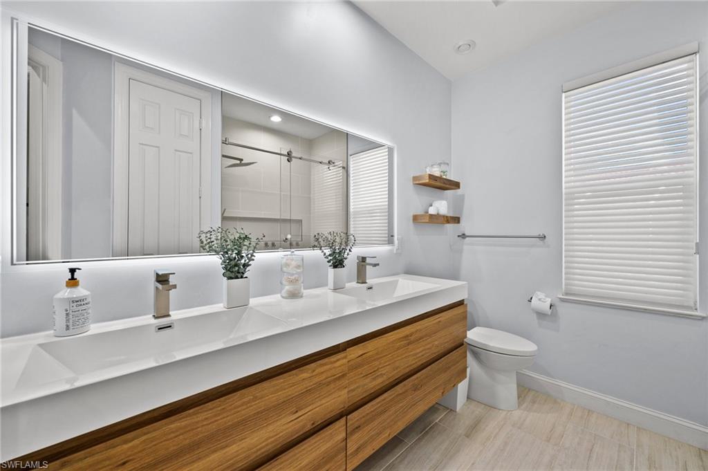 1904 Fairfax CIR