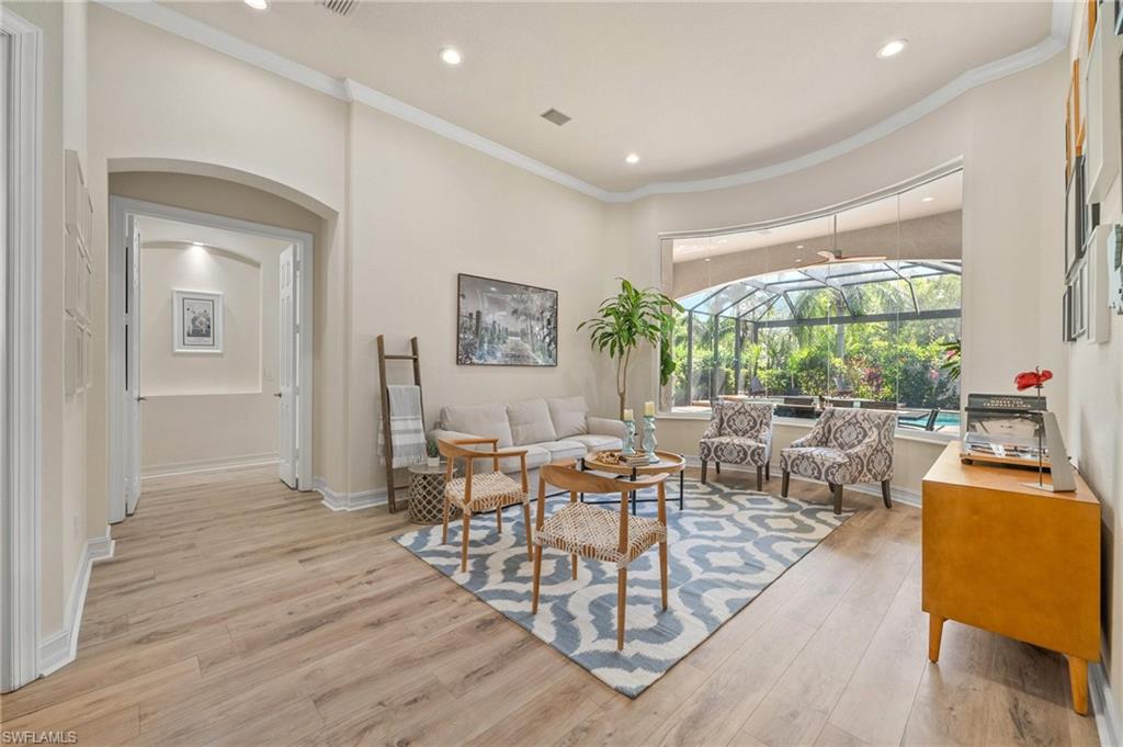 1904 Fairfax CIR