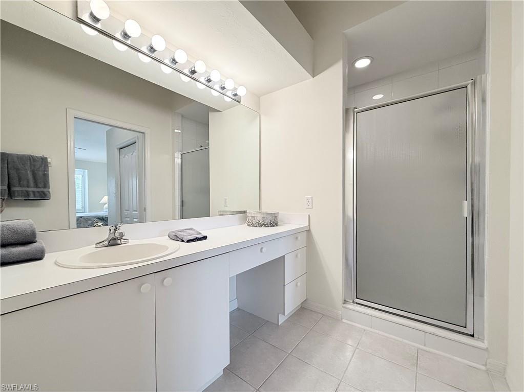 8540 Naples Heritage DR Unit: 822