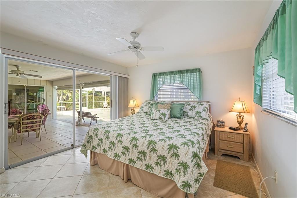 466 Golfview DR