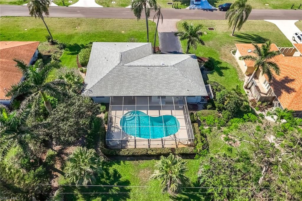 466 Golfview DR