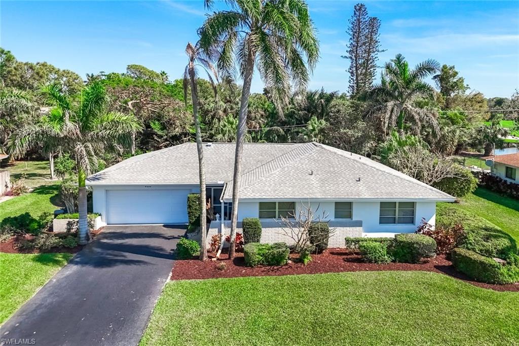 466 Golfview DR