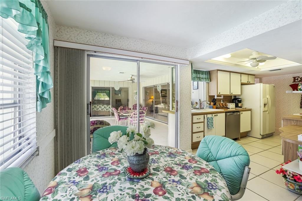 466 Golfview DR