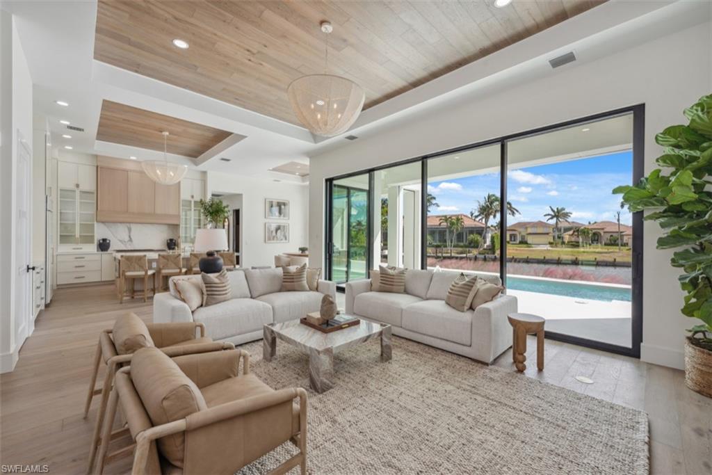 453 Parkhouse CT