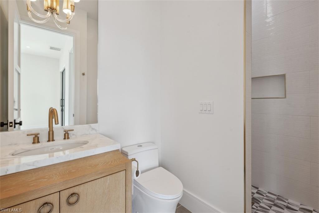 453 Parkhouse CT