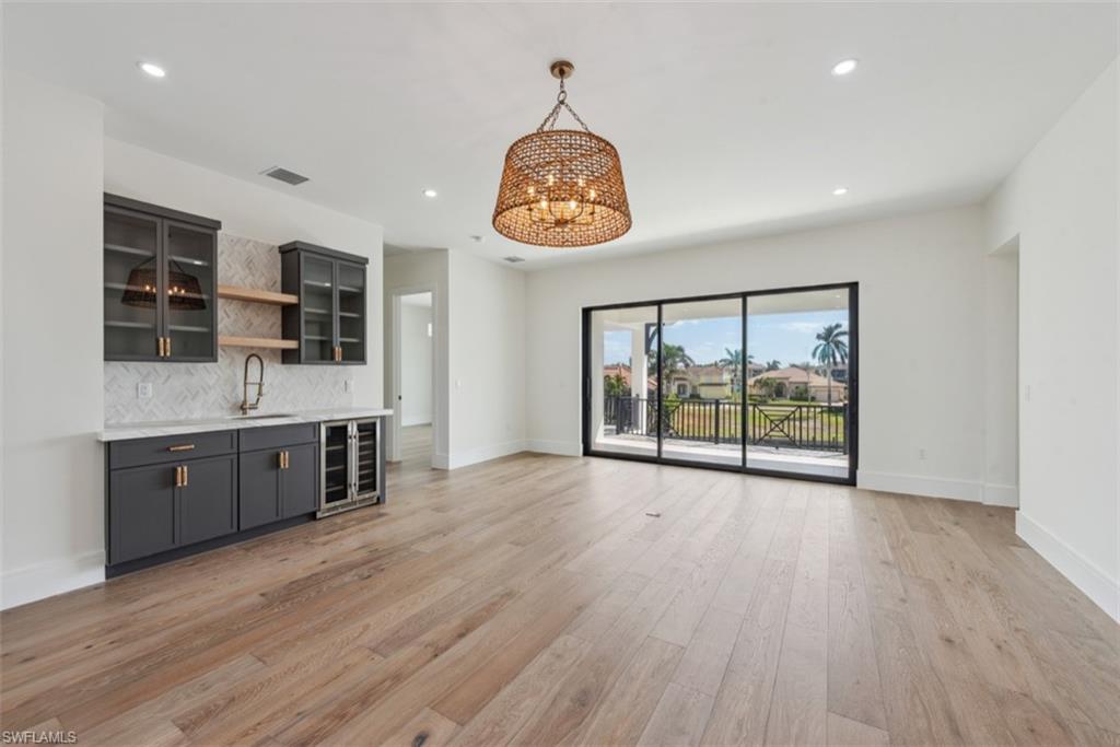 453 Parkhouse CT