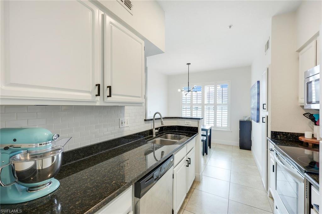 23520 Walden Center DR # 302