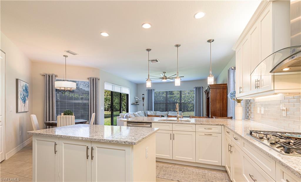 4538 Kensington CIR
