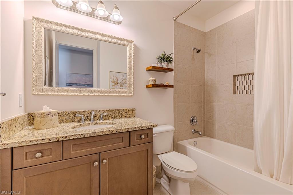 4538 Kensington CIR