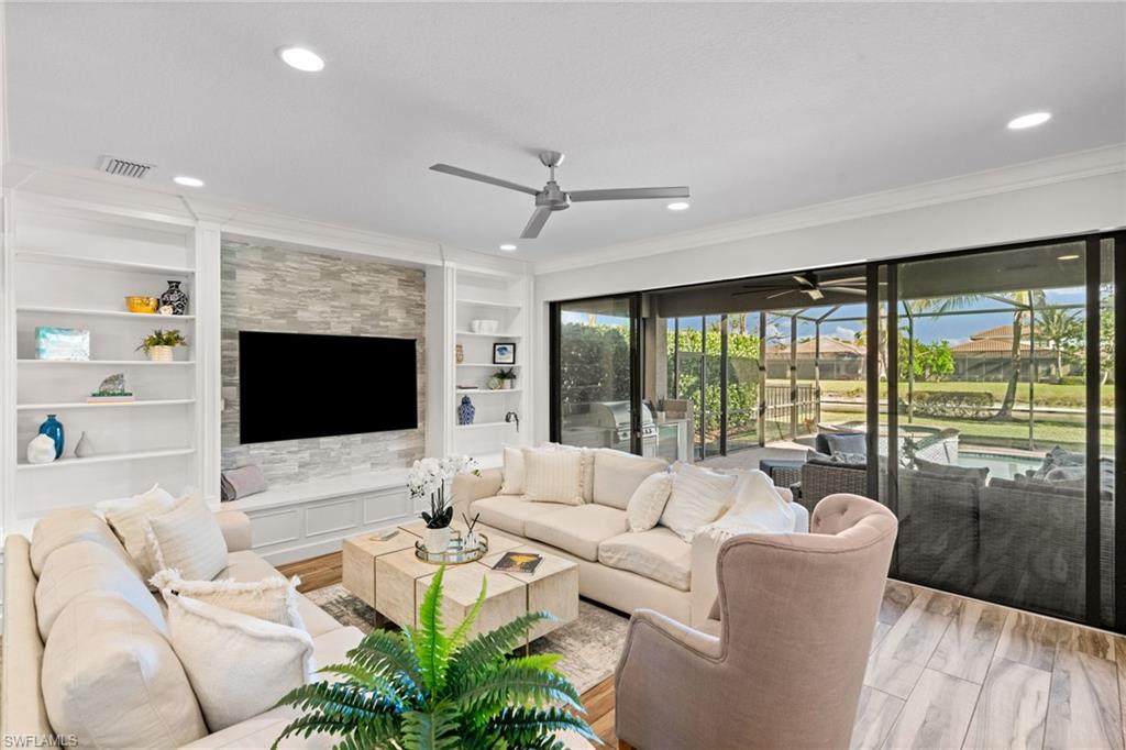 4205 Amelia WAY