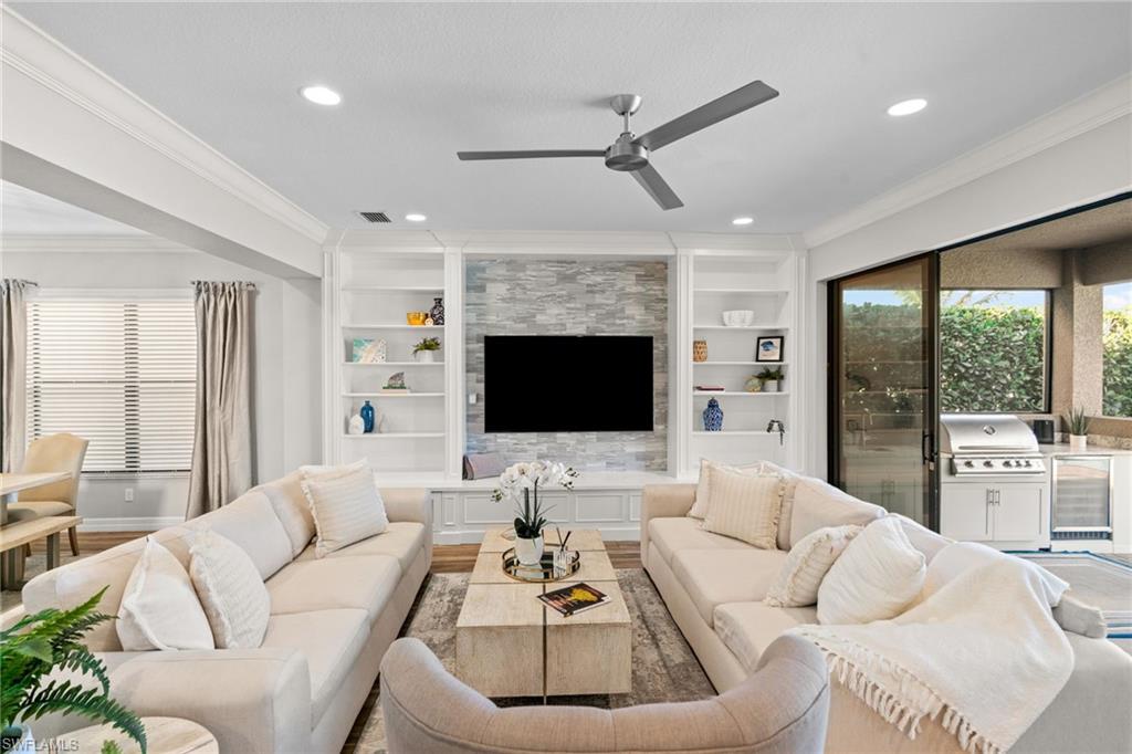 4205 Amelia WAY