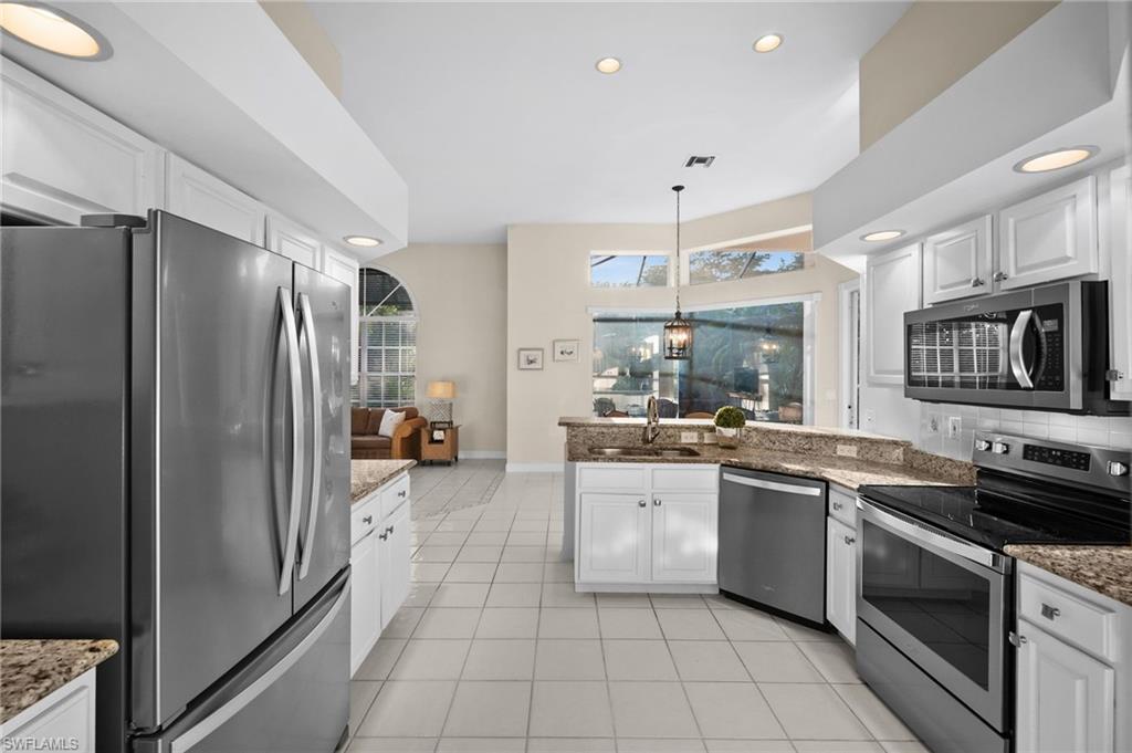 7037 Mill Run CIR