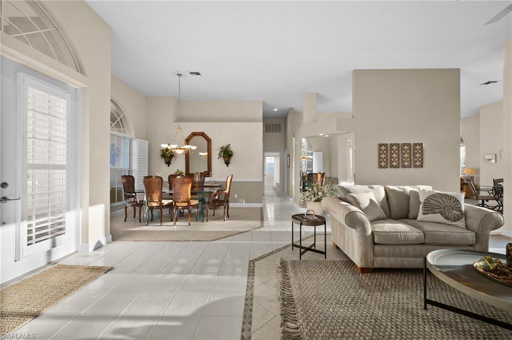 7037 Mill Run CIR