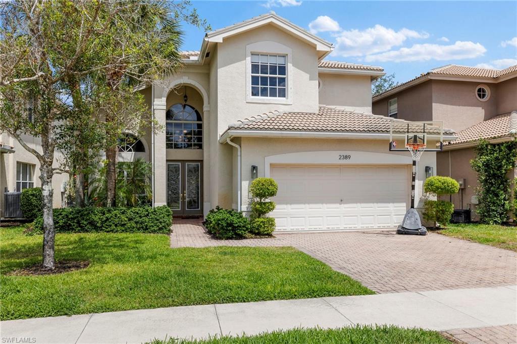 2389 Leafshine LN