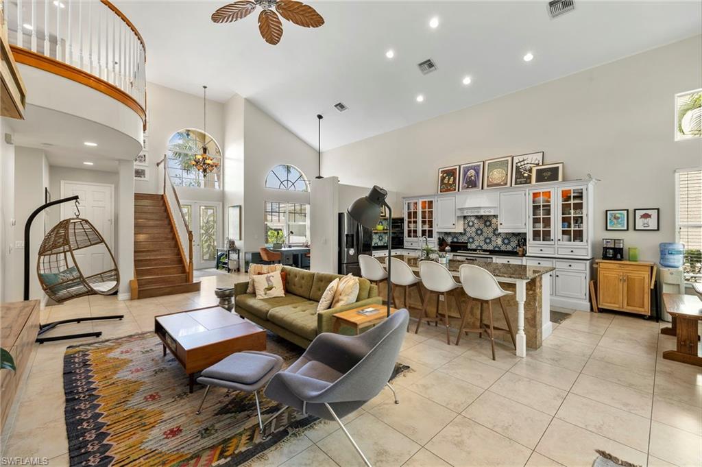 2389 Leafshine LN