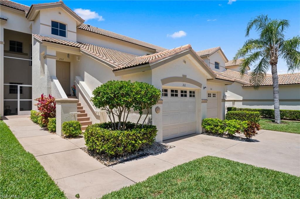 9211 Bayberry BEND 102