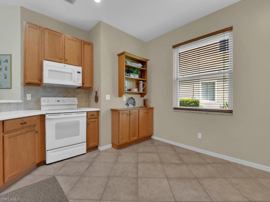 7539 Berkshire Pines DR