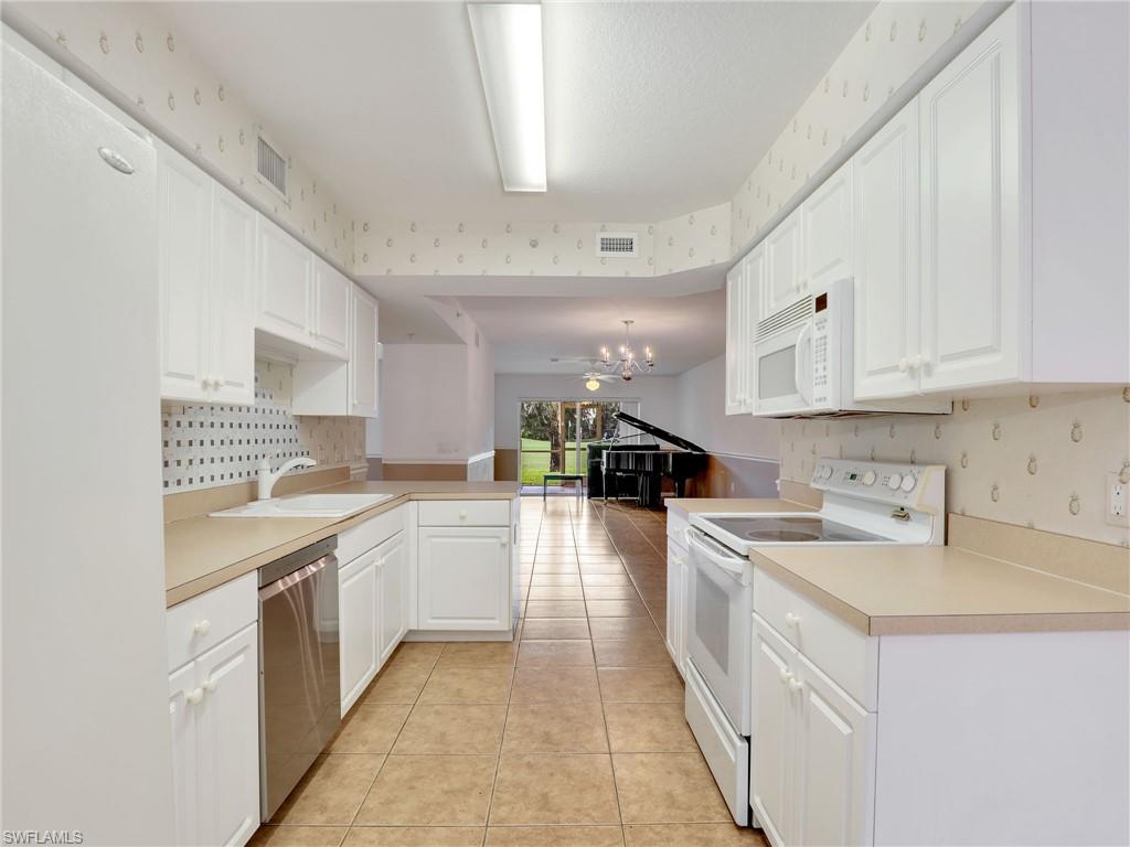 9700 Rosewood Pointe CT # 101
