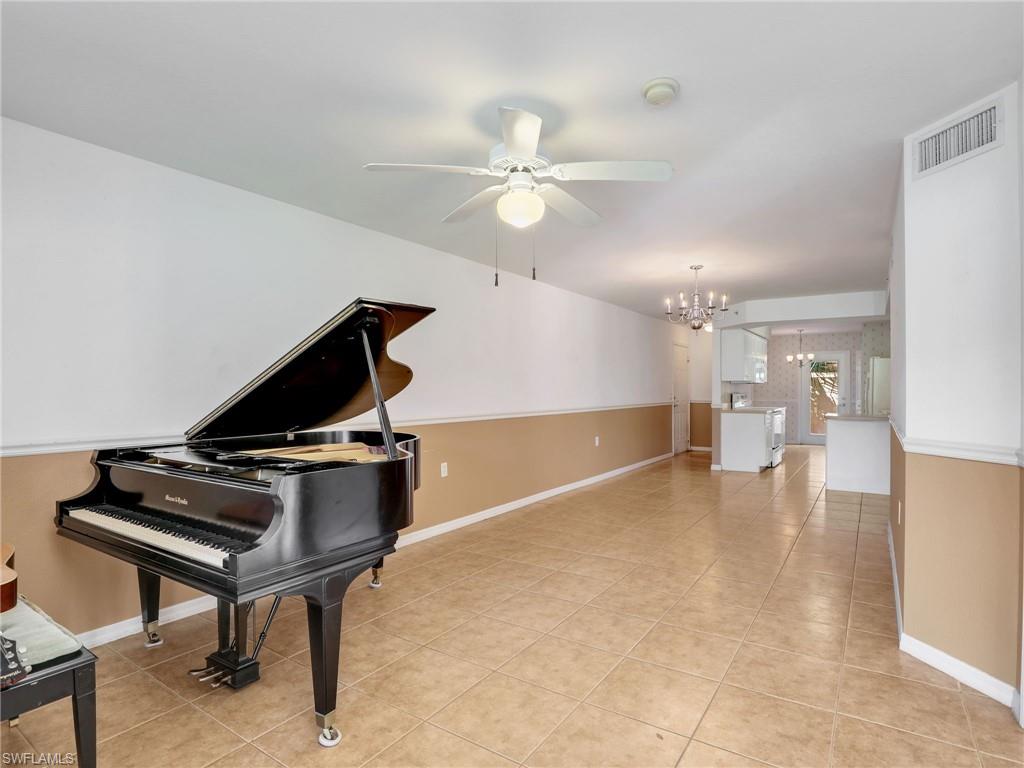 9700 Rosewood Pointe CT # 101