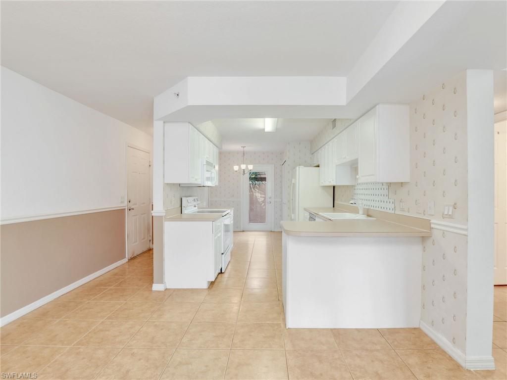 9700 Rosewood Pointe CT # 101