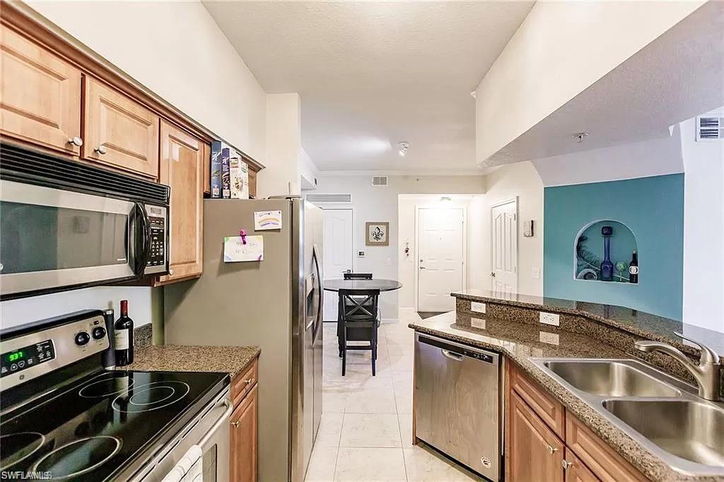 13010 Positano CIR # 101