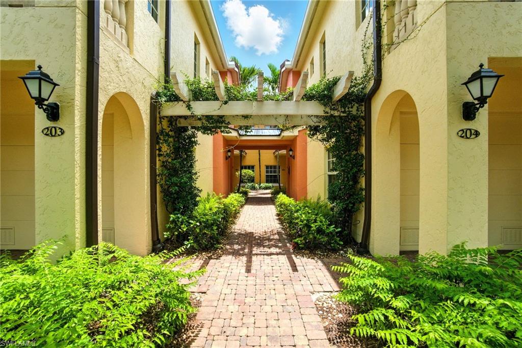 8565 Via Garibaldi CIR # 204
