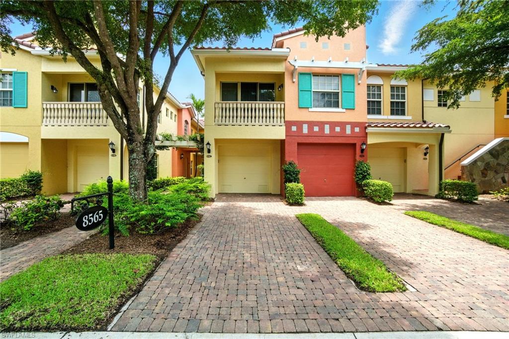 8565 Via Garibaldi CIR # 204
