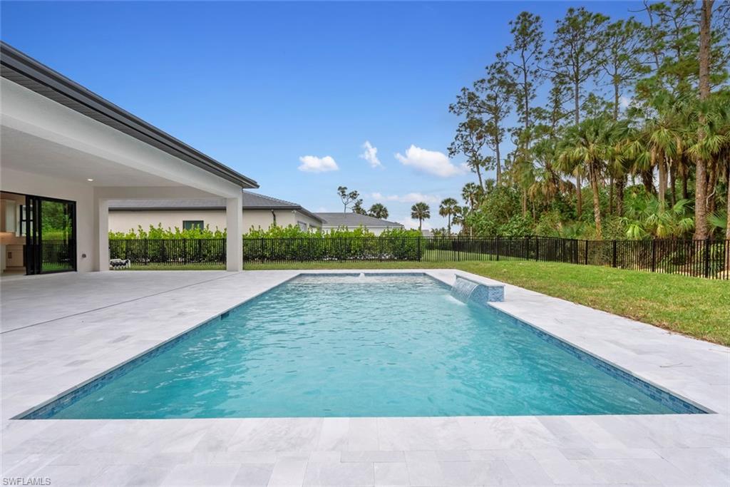 236 Allamanda WAY